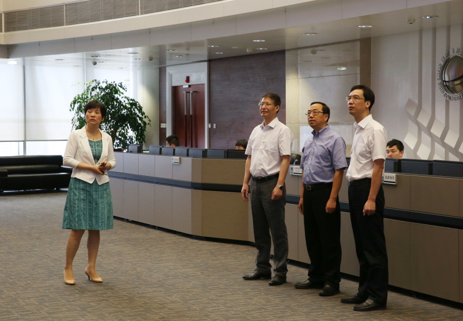 发改委价格司张满英巡视员来闽展开电价工作调研